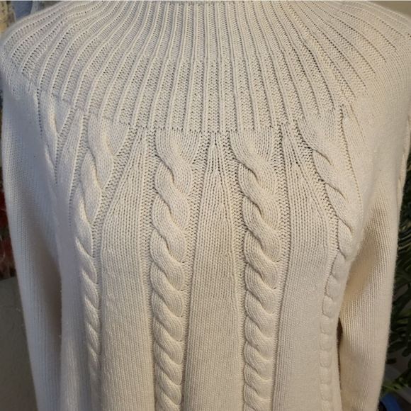 NORDSTROM COLLECTION 100% CASHMERE - Picture 3 of 5